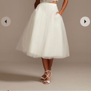 David’s Bridal tulle wedding separates midi skit with pockets